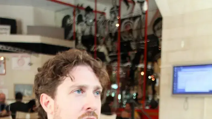 אורי אביב אורי אביב