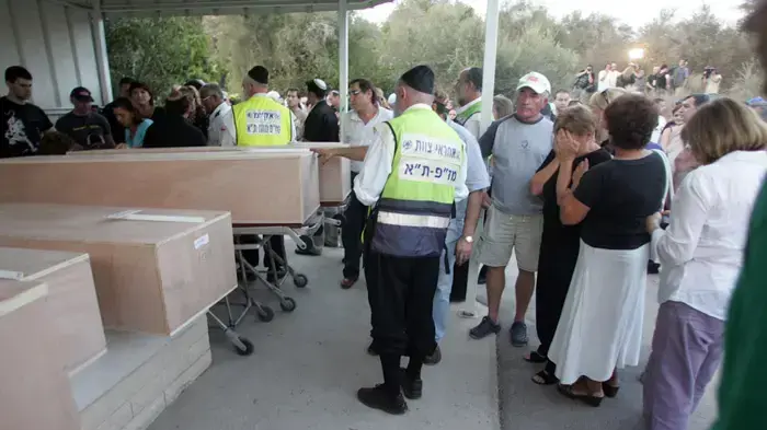 משפחת אושרנקו הובאה למנוחות בבית העלמין בראשון לציון אוקטובר 2009