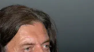 מגיע. אלן פרסונס מגיע. אלן פרסונס