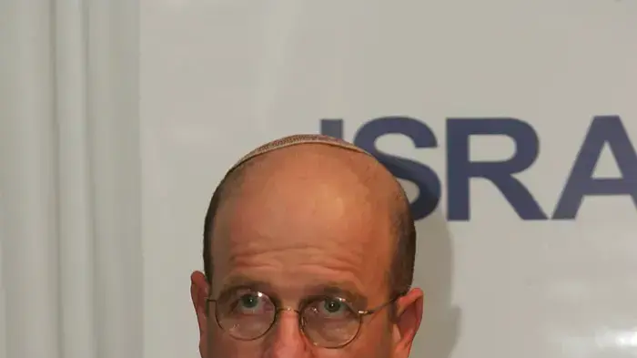 אברהם בורג בכינוס של השמינייה ההיסטורית שפעלה במפלגת העבודה - נובמבר 2009 אברהם בורג בכינוס של השמינייה ההיסטורית שפעלה במפלגת העבודה - נובמבר 2009