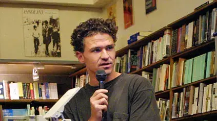 דייב אגרס דייב אגרס