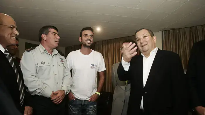 אהוד ברק וגבי אשכנזי בערב מלגות לחיילים נובמבר 2009 אהוד ברק וגבי אשכנזי בערב מלגות לחיילים נובמבר 2009
