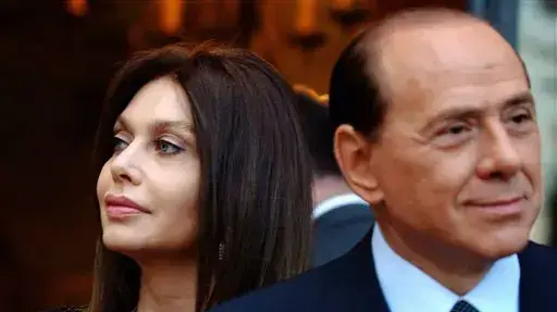 סילביו ברלוסקוני וגרושתו ורוניקה לאריו סילביו ברלוסקוני וגרושתו ורוניקה לאריו