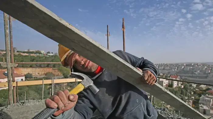 בנייה בשטחים בנייה בשטחים