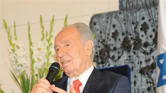 שמעון פרס השיק עמוד ביו טיוב דצמבר 2009