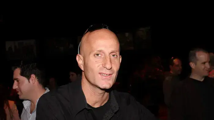אלון גל אלון גל