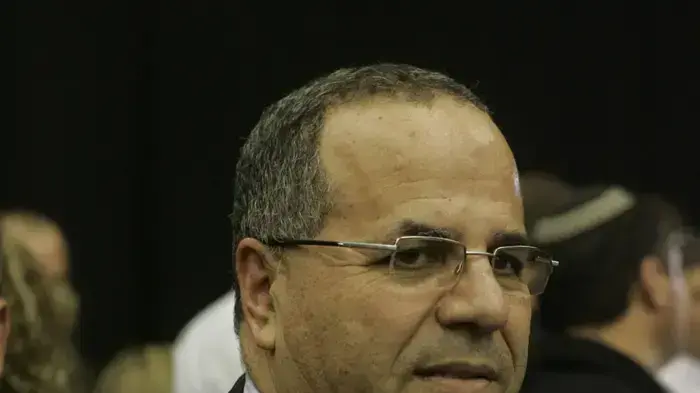 כנס מרכז הליכוד לקביעת מועד הבחירות לועידת הליכוד ומועצות הסניפים בגני התערוכה דצמבר 2009 . כנס מרכז הליכוד לקביעת מועד הבחירות לועידת הליכוד ומועצות הסניפים בגני התערוכה דצמבר 2009 .