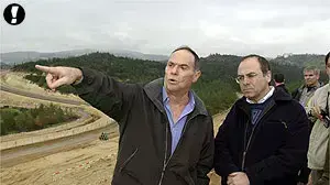 סילבן שלום בסיור בקו התפר (צילום ישראל הדרי) סילבן שלום בסיור בקו התפר (צילום ישראל הדרי)