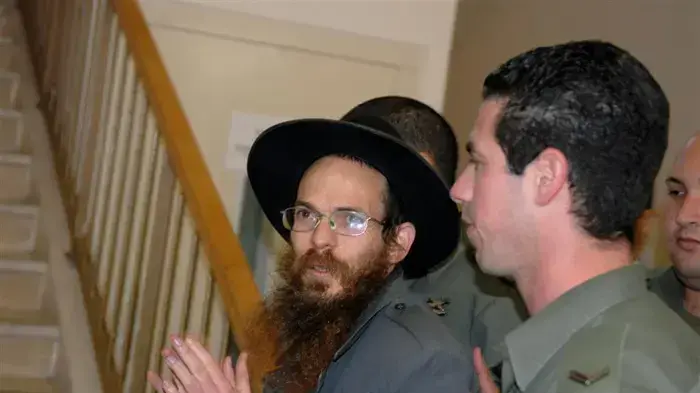 הארכת מעצר לרב יצחק שפירא בירושלים ינואר 2010 הארכת מעצר לרב יצחק שפירא בירושלים ינואר 2010