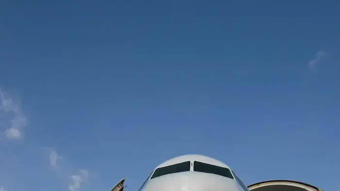 מטוס איירבס בשדה התעופה של סינגפור