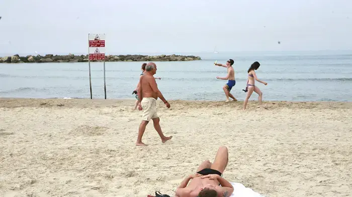 חוף הים בתל אביב פברואר 2010 חוף הים בתל אביב פברואר 2010