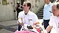 פינוי הגבר הפצוע אשר ירה בחברתו במעונות אוניברסיטת תל אביב פינוי הגבר הפצוע אשר ירה בחברתו במעונות אוניברסיטת תל אביב