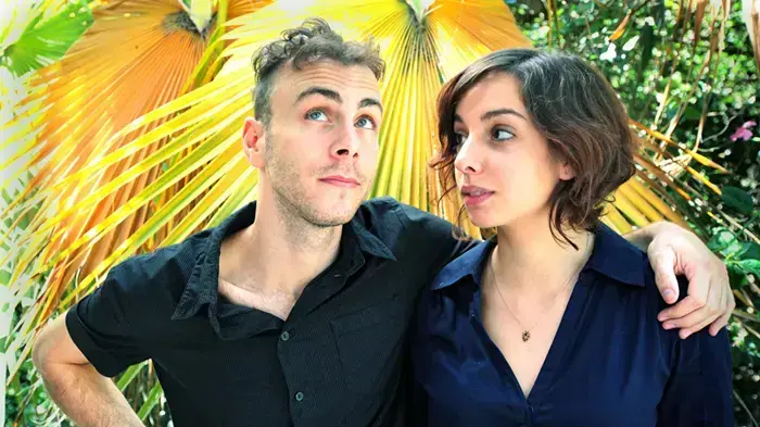 באים בשניים. אבידן וקליינמן באים בשניים. אבידן וקליינמן