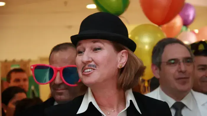 חברי סיעת קדימה בביקור במרכז הרפואי שניידר לרפואת ילדים לרגל חג פורים- פברואר 2010 חברי סיעת קדימה בביקור במרכז הרפואי שניידר לרפואת ילדים לרגל חג פורים- פברואר 2010
