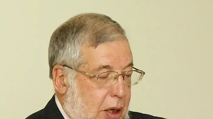 שגריר ישראל לשעבר בבלרוס זאב בן אריה שגריר ישראל לשעבר בבלרוס זאב בן אריה
