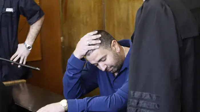 שלום ימיני במשפטם של שי סימון ושלום ימיני דורסי מיטל אהרונסון- מרץ 2010 שלום ימיני במשפטם של שי סימון ושלום ימיני דורסי מיטל אהרונסון- מרץ 2010