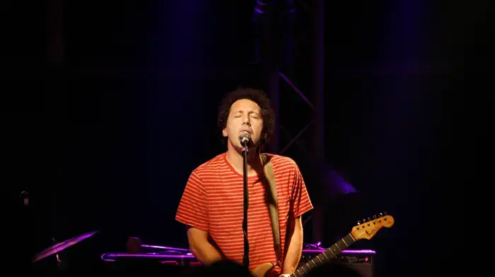 איירה קפלן מלהקת יו לה טנגו איירה קפלן מלהקת יו לה טנגו