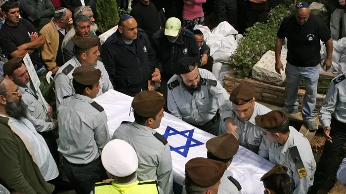 הלווייתו של רס"ן אלירז פרץ ז"ל הלווייתו של רס"ן אלירז פרץ ז"ל