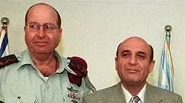 שר הבטחון שאול מופז והרמטכל משה יעלון שר הבטחון שאול מופז והרמטכל משה יעלון
