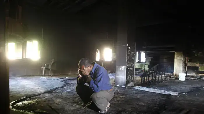המסגד שנשרף בלובן א-שרקייה המסגד שנשרף בלובן א-שרקייה