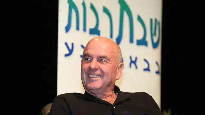 מתן וילנאי באירוע שבתרבות בבאר שבע - אפריל 2010 מתן וילנאי באירוע שבתרבות בבאר שבע - אפריל 2010
