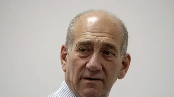 משפטם של אהוד אולמרט ושולה זקן בבית המשפט המחוזי בירושלים- מאי 2010 משפטם של אהוד אולמרט ושולה זקן בבית המשפט המחוזי בירושלים- מאי 2010