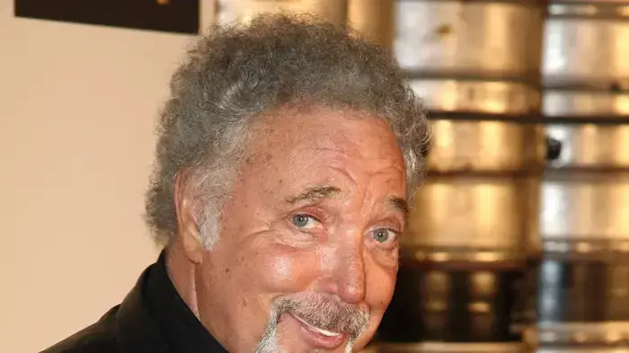 טום ג'ונס טום ג'ונס