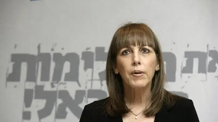 לימור לבנת שרת החינוך התרבות והספורט בכנס "עיר ללא אלימות" באילת- יוני 2010 לימור לבנת שרת החינוך התרבות והספורט בכנס "עיר ללא אלימות" באילת- יוני 2010