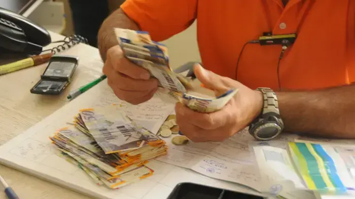 נתפסה רשת של מפיצי כרטיסים המשמשים להימורי ספורט באינטרנט נתפסה רשת של מפיצי כרטיסים המשמשים להימורי ספורט באינטרנט