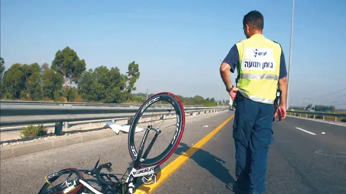 זירת התאונה שבה נהרג שניאור חשין ז"ל זירת התאונה שבה נהרג שניאור חשין ז"ל