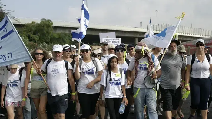 יומה העשירי של צעדת משפחת שליט יולי 2010 יומה העשירי של צעדת משפחת שליט יולי 2010