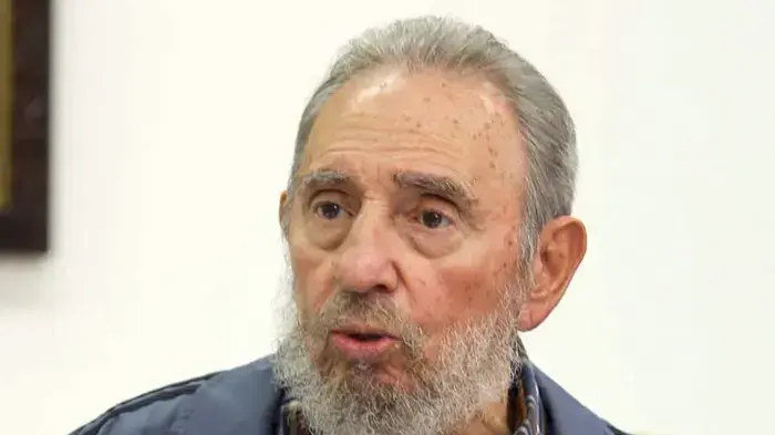 פידל קסטרו בהופעה טלוויזיונית פידל קסטרו בהופעה טלוויזיונית