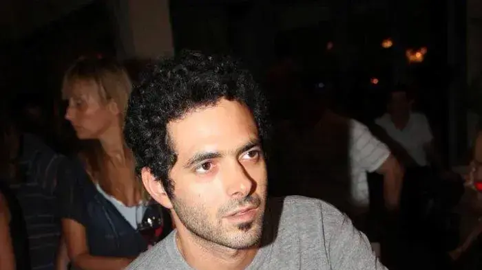 רומיאו בגבס. שפירא רומיאו בגבס. שפירא