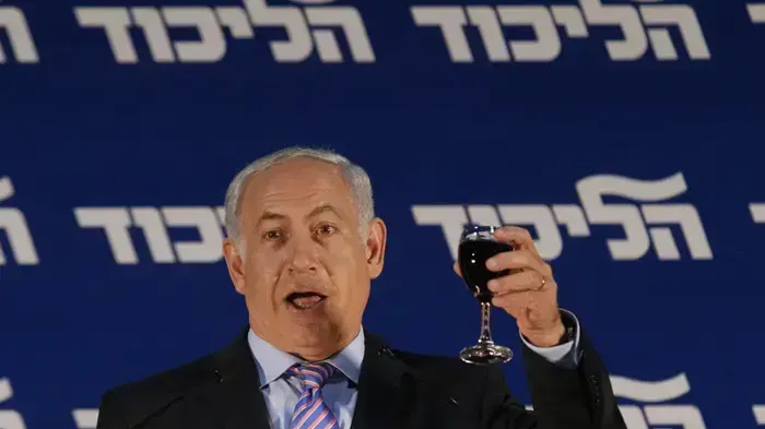 הרמת כוסית של הליכוד בתל אביב הרמת כוסית של הליכוד בתל אביב