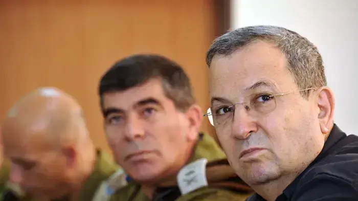 שר הביטחון אהוד ברק בביקור בחטמ"ר יהודה שר הביטחון אהוד ברק בביקור בחטמ"ר יהודה