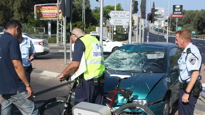רוכב אופניים נפצע קשה בנתניה רוכב אופניים נפצע קשה בנתניה