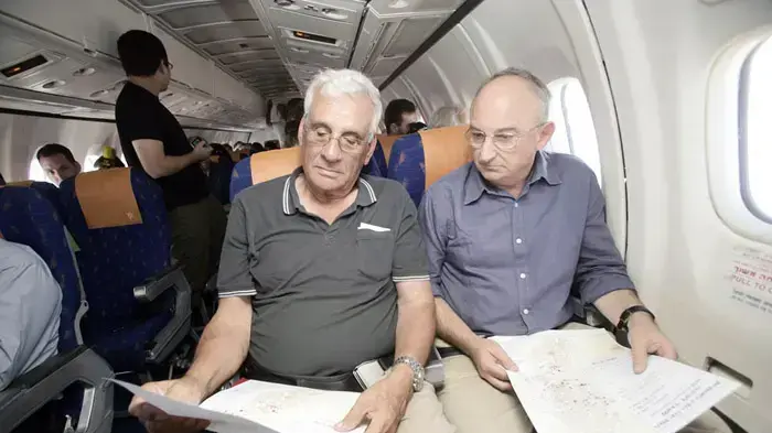 אריה אלדד וחיים אורון בטיסת שלום עכשיו אריה אלדד וחיים אורון בטיסת שלום עכשיו