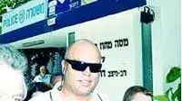 עופר גלזר במטה המשטרה בתל אביב עופר גלזר במטה המשטרה בתל אביב