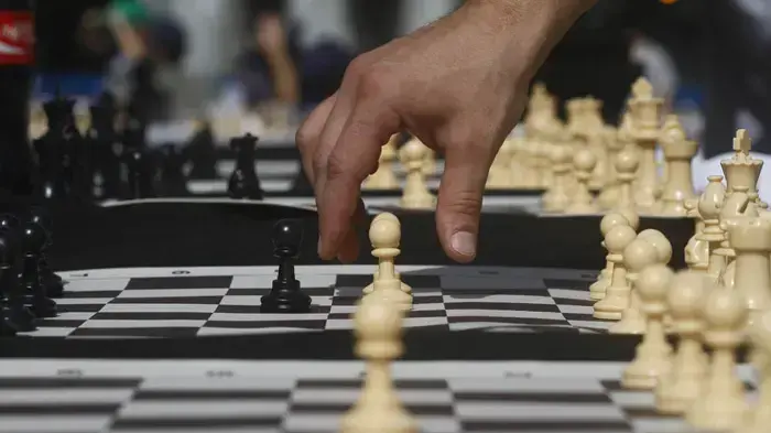 שבירת שיא גינס במשחק השחמט הסימולטני הגדול בעולם, ככר רבין, אוקטובר 2010 שבירת שיא גינס במשחק השחמט הסימולטני הגדול בעולם, ככר רבין, אוקטובר 2010