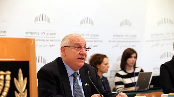 יו"ר הכנסת, ראובן (רובי) ריבלין, בתרגיל "כנסת תמיד", אוקטובר 2010 יו"ר הכנסת, ראובן (רובי) ריבלין, בתרגיל "כנסת תמיד", אוקטובר 2010