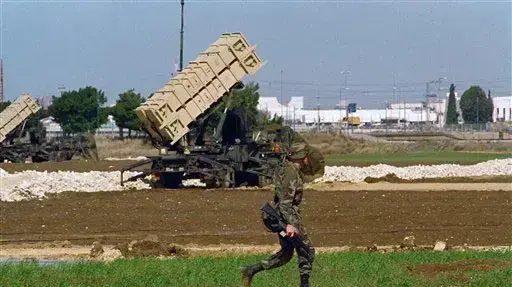 סוללת פטריוט מוצבת באזור תל אביב, 1991 סוללת פטריוט מוצבת באזור תל אביב, 1991