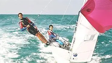 השייטים אודי גל וגידי קליגר ( צילום שרי היין ) השייטים אודי גל וגידי קליגר ( צילום שרי היין )
