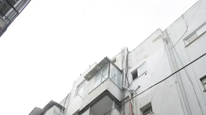 מרפסת בבניין משותף