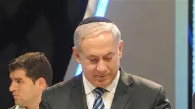 ראש הממשלה, בנימין נתניהו, בחידון התנ"ך למבוגרים, דצמבר 2010 ראש הממשלה, בנימין נתניהו, בחידון התנ"ך למבוגרים, דצמבר 2010