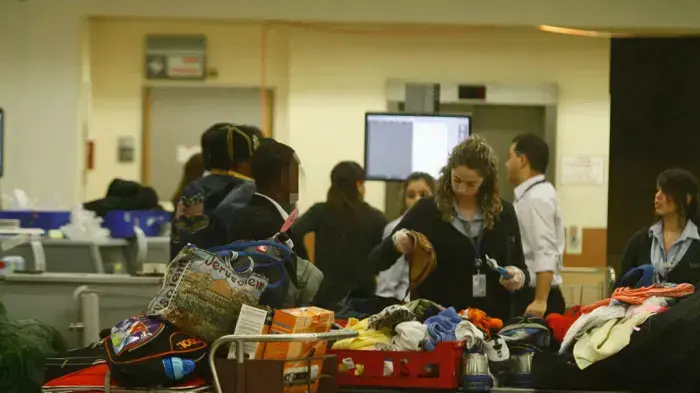 פליטים מסומליה שעזבו את ישראל מרצונם, נתב"ג, דצמבר 2010