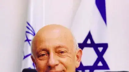 אבי פזנר, לשעבר שגריר ישראל באיטליה ובצרפת ומנכ"ל קרן היסוד אבי פזנר, לשעבר שגריר ישראל באיטליה ובצרפת ומנכ"ל קרן היסוד