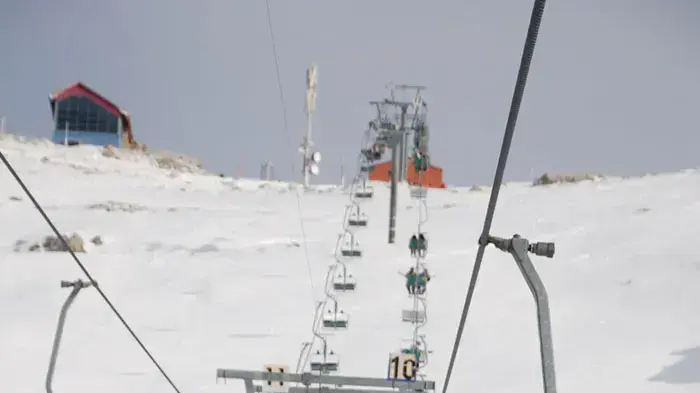שלג ראשון באתר החרמון, דצמבר 2010 שלג ראשון באתר החרמון, דצמבר 2010