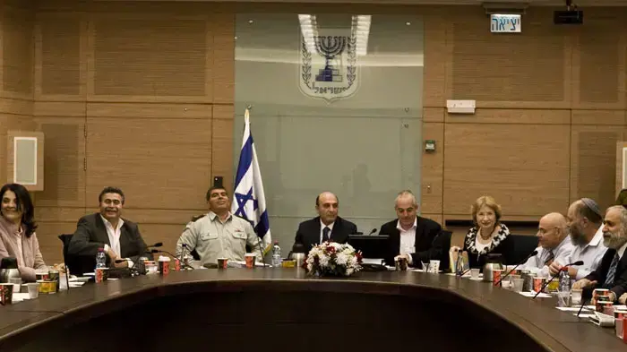 ועדת חוץ וביטחון בה מובאת סקירת הרמטכ"ל גבי אשכנזי, דצמבר 2010 ועדת חוץ וביטחון בה מובאת סקירת הרמטכ"ל גבי אשכנזי, דצמבר 2010
