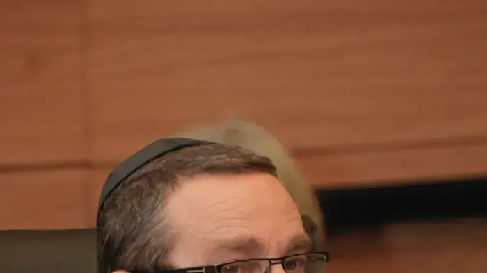 חבר הכנסת משה גפני בוועדת הכספים, דצמבר 2010 חבר הכנסת משה גפני בוועדת הכספים, דצמבר 2010