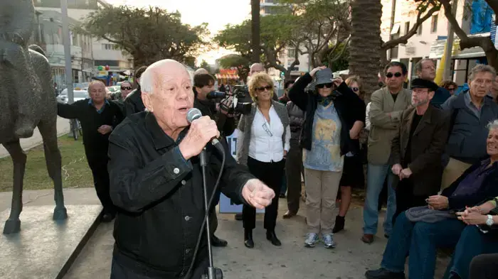 דני קרוון, 2011 דני קרוון, 2011